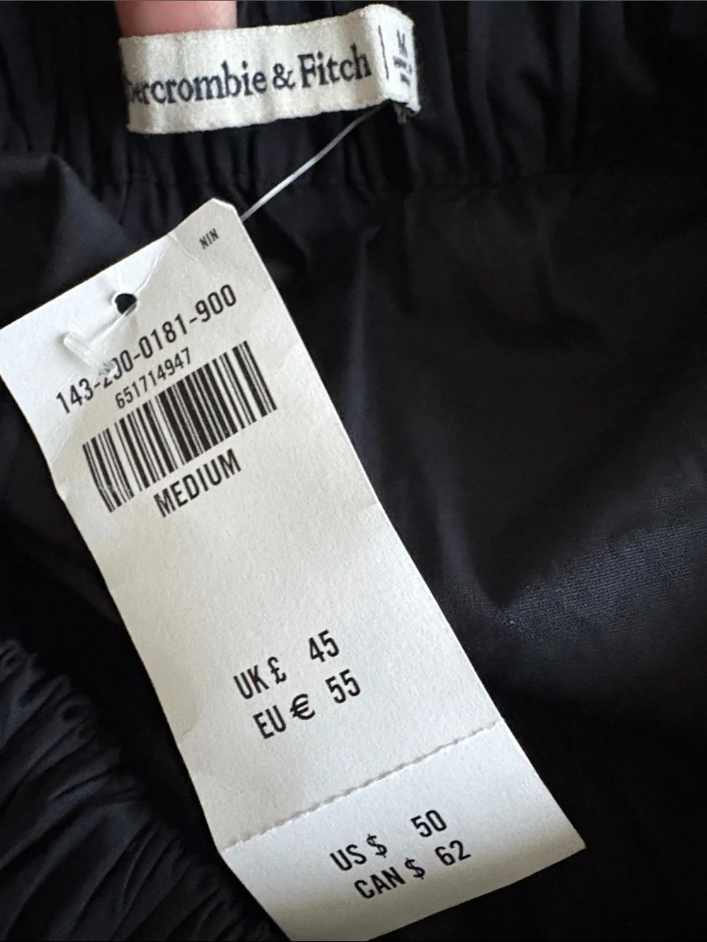 NWT Abercrombie & Fitch Tiered Poplin Mini Skirt in Black Size Medium